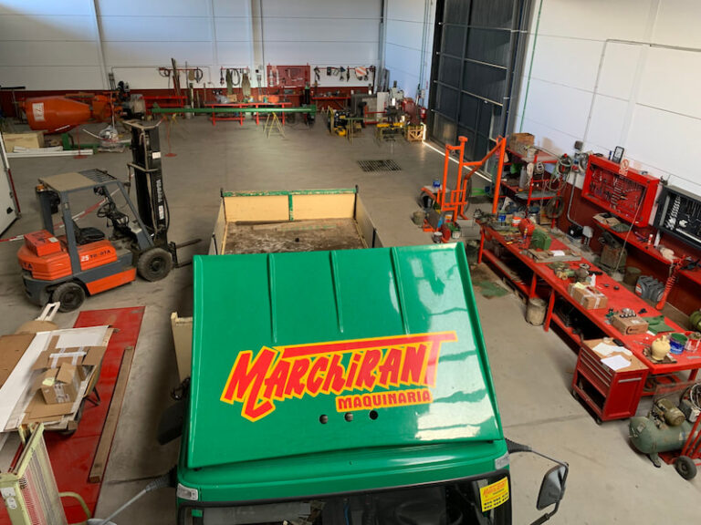 Fabricante de Maquinaria para Granjas